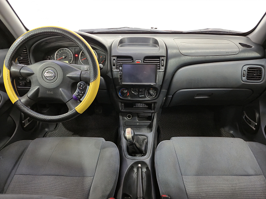 Nissan Almera, 2004 года, пробег 179423 км