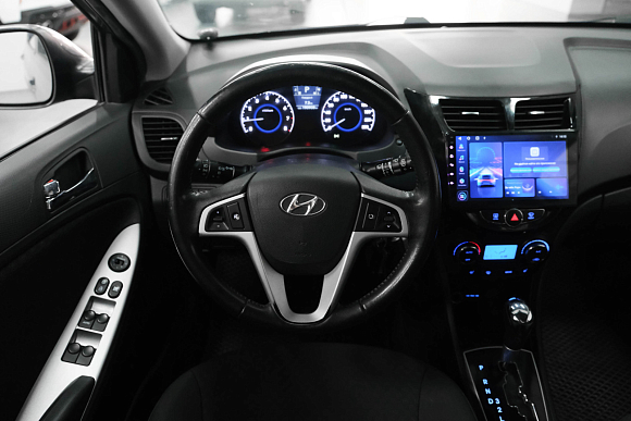 Hyundai Solaris Dynamic, 2012 года, пробег 190000 км