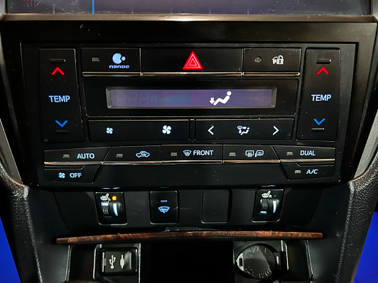 Toyota Camry Exclusive, 2018 года, пробег 181000 км