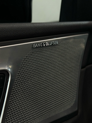 Volvo XC60 Inscription, 2018 года, пробег 525001 км