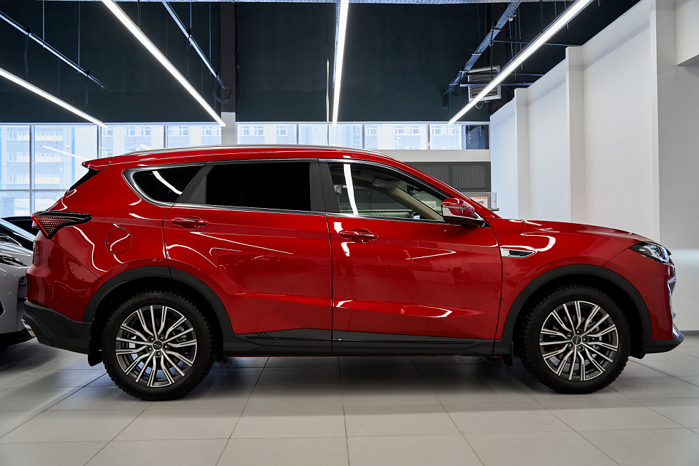 JETOUR X70 PLUS Comfort, красный