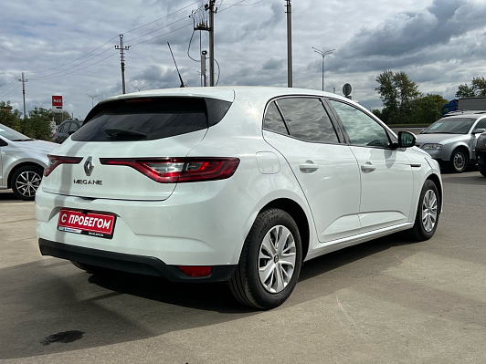 Renault Megane, 2017 года, пробег 150000 км