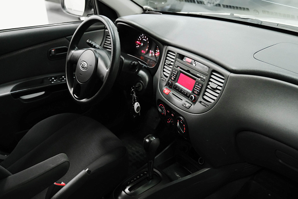 Kia Rio Comfort, 2011 года, пробег 199000 км