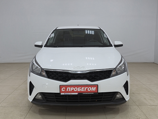 Kia Rio Luxe, 2021 года, пробег 85727 км