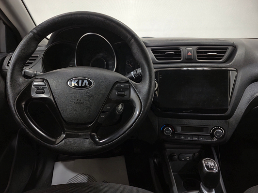Kia Rio Prestige, 2015 года, пробег 164455 км
