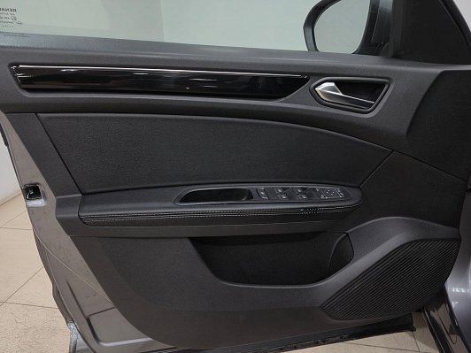 Renault Arkana Style, 2019 года, пробег 107856 км