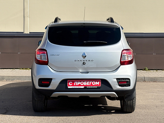 Renault Sandero Confort, 2016 года, пробег 110000 км