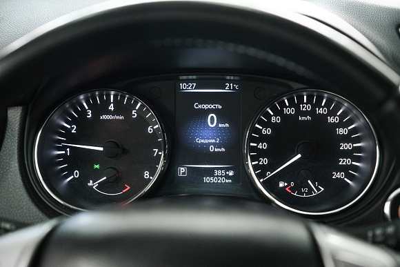 Nissan X-Trail SE, 2017 года, пробег 105000 км