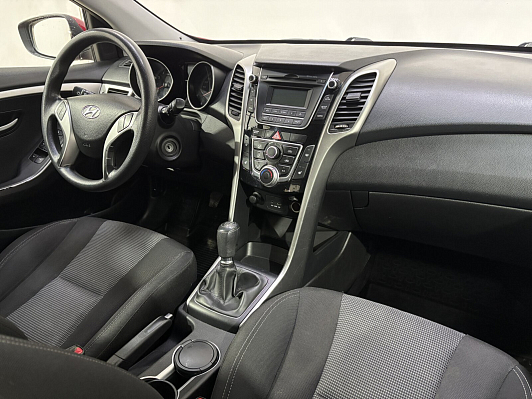 Hyundai i30 Classic, 2013 года, пробег 76400 км