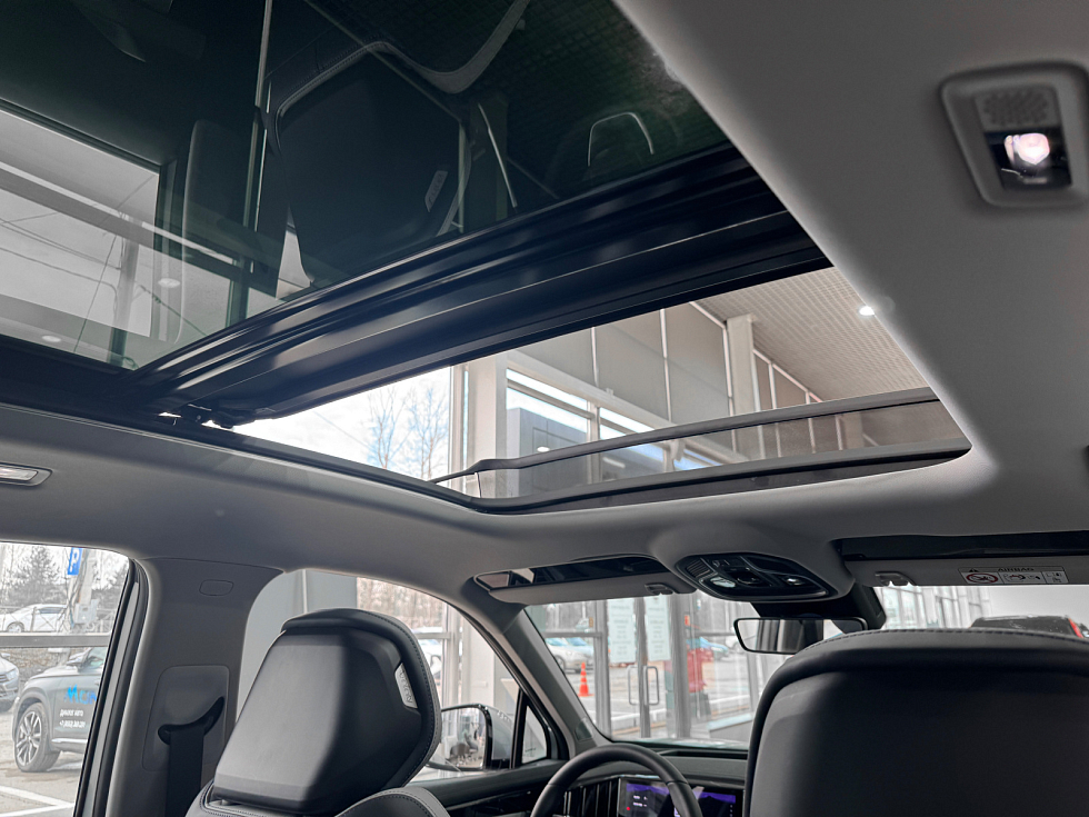 Geely Atlas Flagship, серебряный