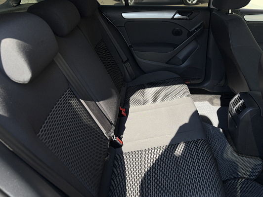 Volkswagen Golf Trendline, 2010 года, пробег 209855 км