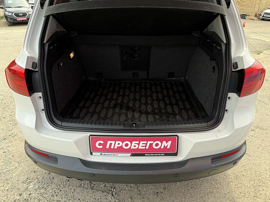 Volkswagen Tiguan Trend&Fun, 2013 года, пробег 136000 км