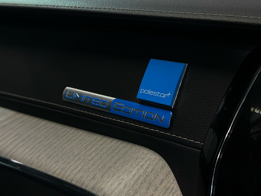 Volvo XC60 Inscription, 2018 года, пробег 525001 км