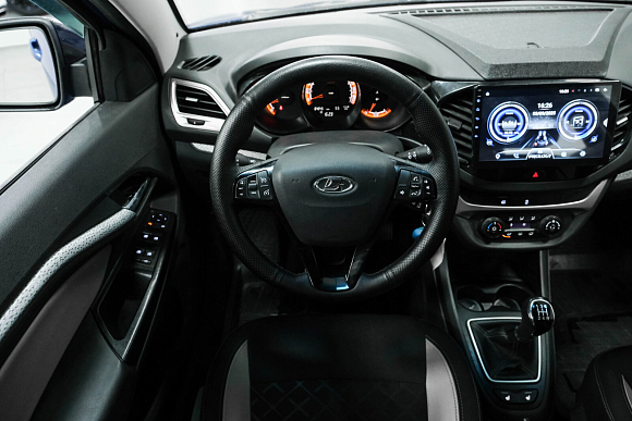 Lada (ВАЗ) Vesta Luxe, 2021 года, пробег 64800 км