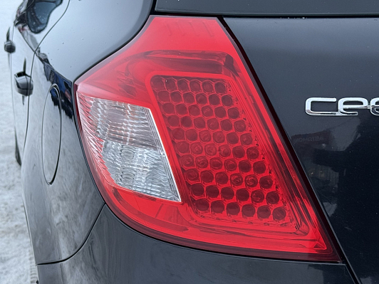 Kia Ceed, 2012 года, пробег 215505 км