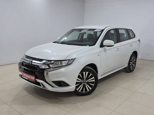 Mitsubishi Outlander Invite, 2022 года, пробег 906 км