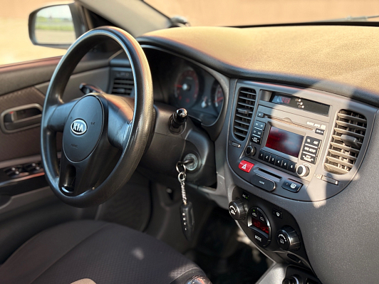 Kia Rio Luxe, 2010 года, пробег 187110 км
