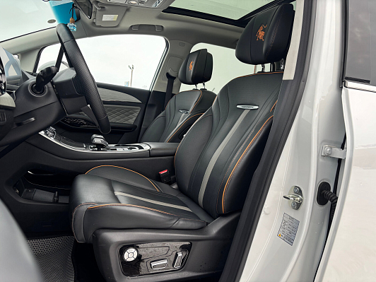 Forthing Yacht Premium, 2023 года, пробег 21400 км