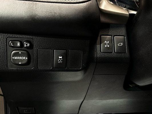 Toyota RAV4, 2014 года, пробег 137180 км