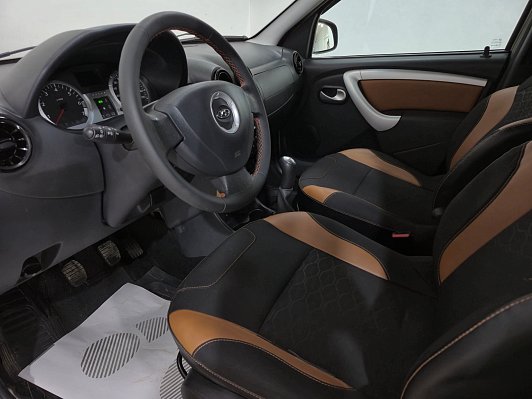 Lada (ВАЗ) Largus Quest (5 мест), 2020 года, пробег 118250 км