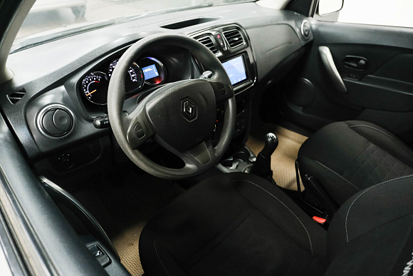 Renault Sandero Confort, 2017 года, пробег 118285 км