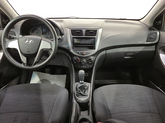 Hyundai Solaris Active, 2016 года, пробег 168079 км