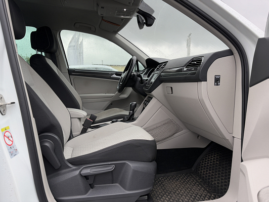 Volkswagen Tiguan, 2017 года, пробег 122971 км