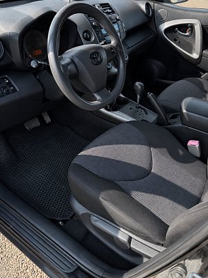 Toyota RAV4, 2010 года, пробег 248646 км