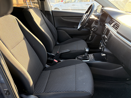Kia Rio Comfort, 2017 года, пробег 62237 км