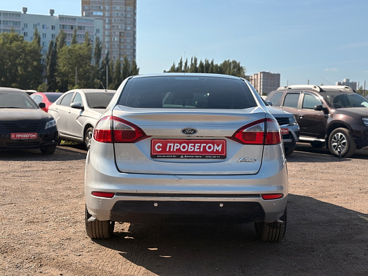 Ford Fiesta Trend, 2015 года, пробег 210128 км