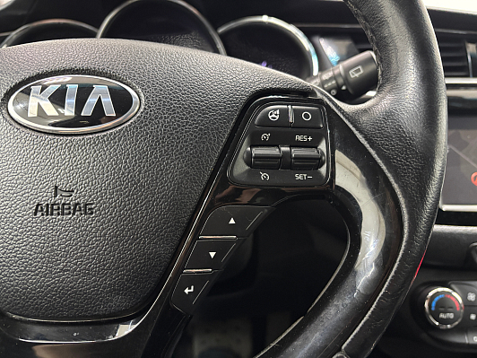 Kia Ceed Prestige, 2018 года, пробег 116811 км