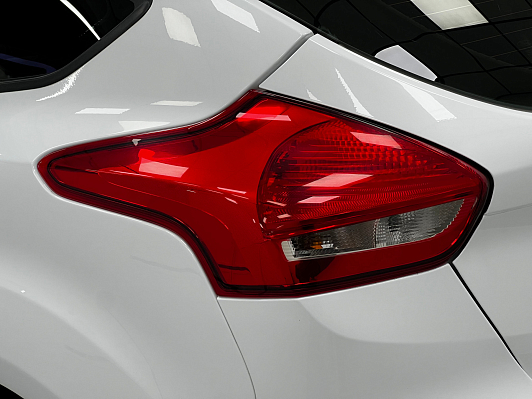 Ford Focus SYNC Edition, 2015 года, пробег 98246 км