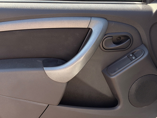 Renault Duster Expression, 2019 года, пробег 105390 км