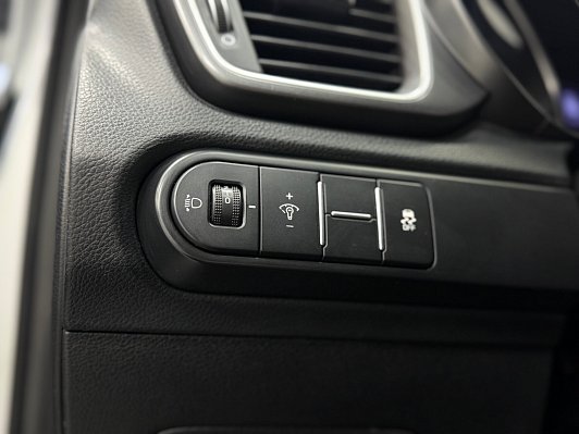 Kia Ceed Luxe, 2019 года, пробег 156054 км