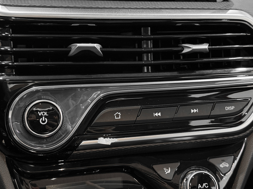 Changan Alsvin Luxe, красный