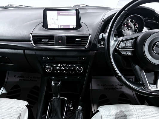 Mazda Axela, 2017 года, пробег 83000 км