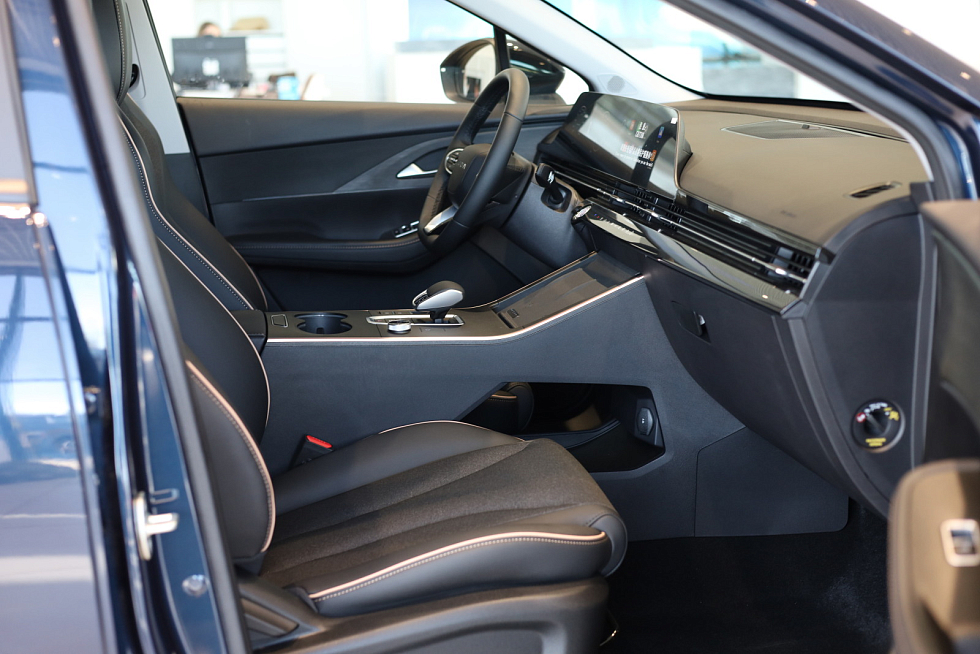 Omoda C5 Стиль (2024), синий