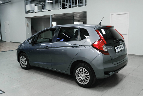 Honda Fit, 2019 года, пробег 122154 км