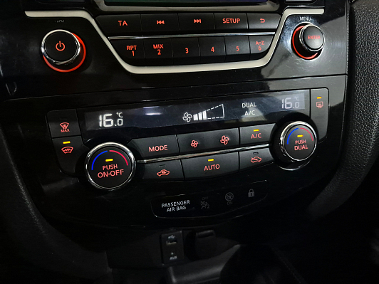 Nissan Qashqai SE, 2017 года, пробег 180425 км