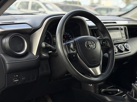 Toyota RAV4, 2016 года, пробег 162100 км