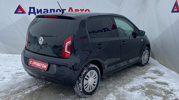 Volkswagen up!, 2013 года, пробег 127350 км