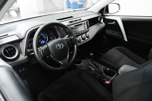 Toyota RAV4, 2014 года, пробег 149496 км