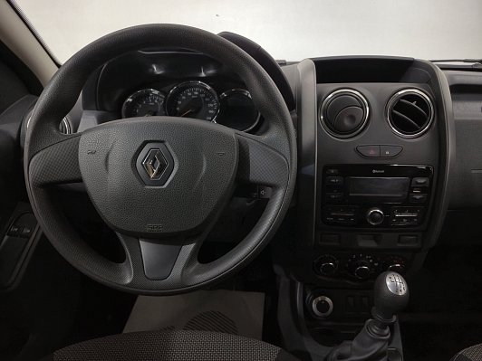 Renault Duster Life, 2017 года, пробег 105718 км