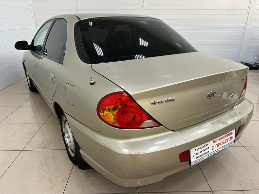 Kia Spectra, 2008 года, пробег 218000 км