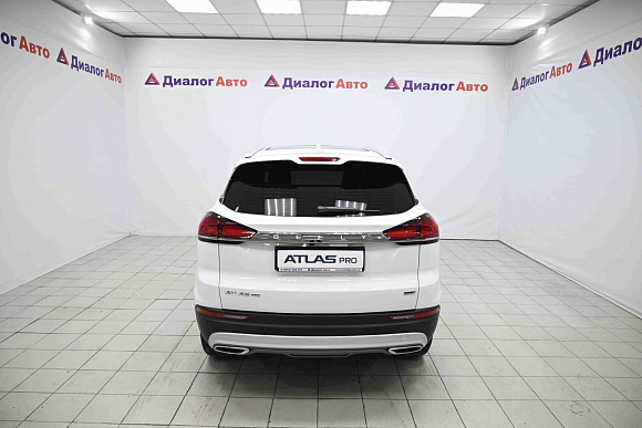 Geely Atlas Pro Luxury, белый