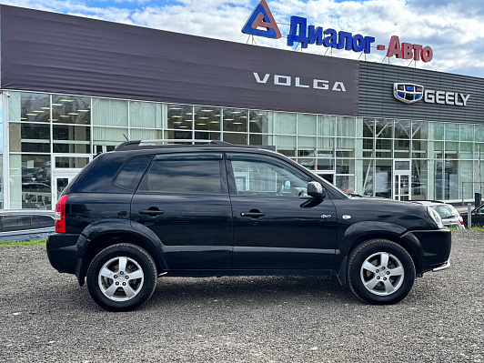Hyundai Tucson, 2004 года, пробег 325173 км