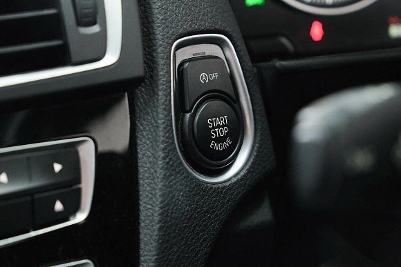 BMW 1 серии 118i Sport Line, 2016 года, пробег 86824 км