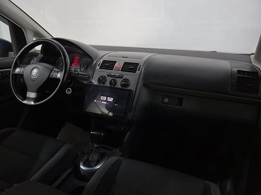 Volkswagen Touran, 2009 года, пробег 228720 км