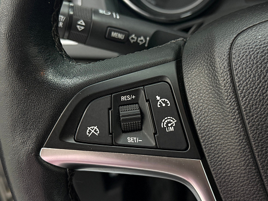 Opel Astra Sport, 2013 года, пробег 98000 км