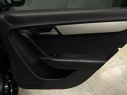 Volkswagen Passat Trendline, 2012 года, пробег 224132 км